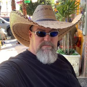 Meet your Posher, Scott